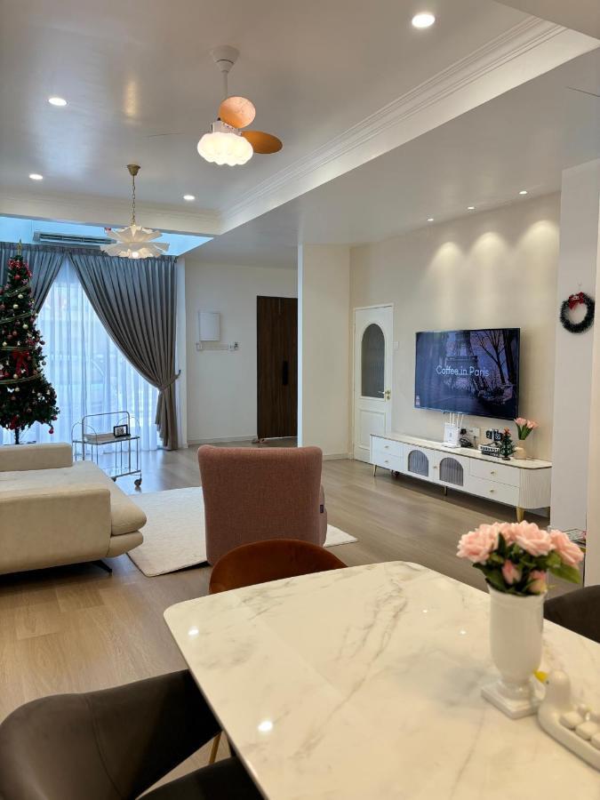Vila French Style Comfy 现代极简法式温馨民宿 *
